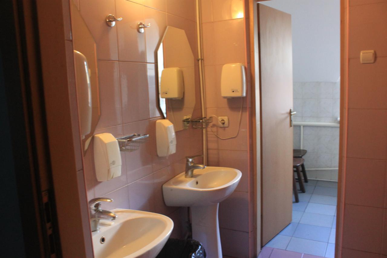 Mini-Hotel Verhovina Kyiv Exterior photo